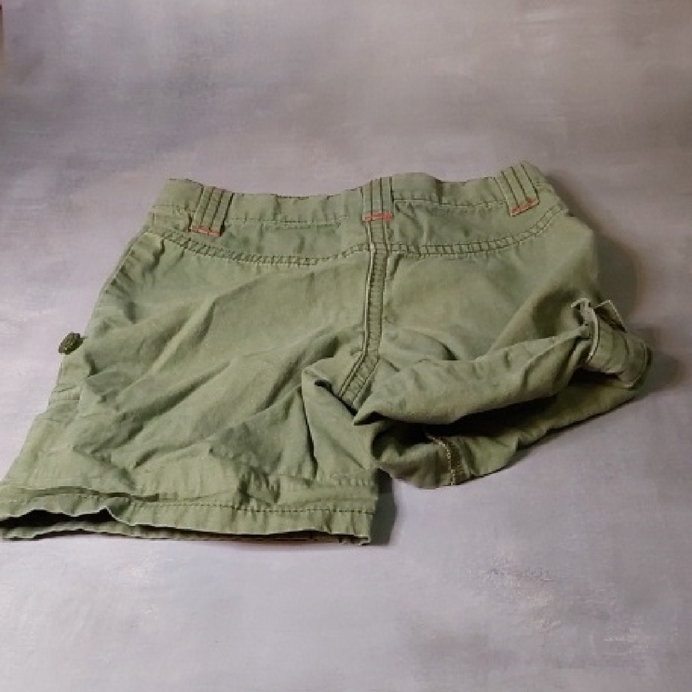 SOLD-Gymboree Olive Green Shorts - Picture 4 of 5